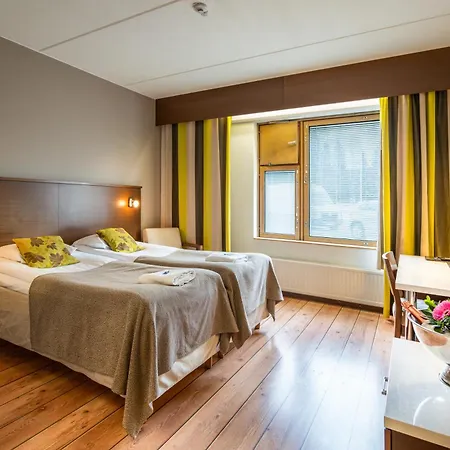 호텔 Hotel Kurikka 4*
